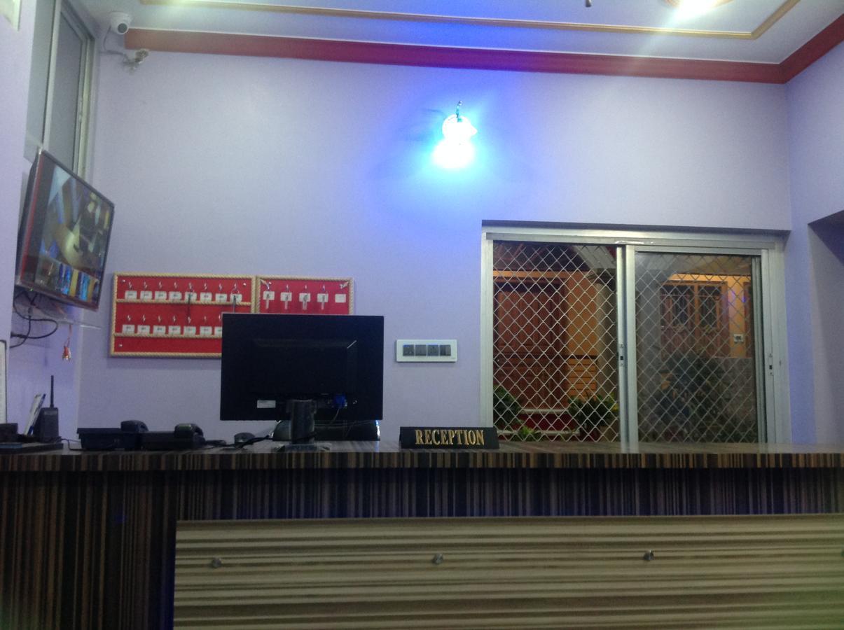 ורנאסי Balaji Palace מראה חיצוני תמונה